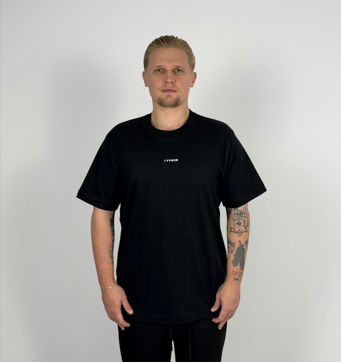 BASIC HEAVY TEE